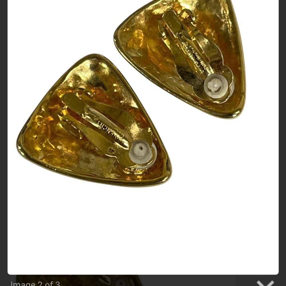 Givenchy Designer Signed Vintage Enamel Elegant Black Gold Plated Clipon Earring - Picture 9 of 13